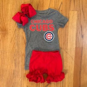 Chicago Cubs tshirt shorts outfit